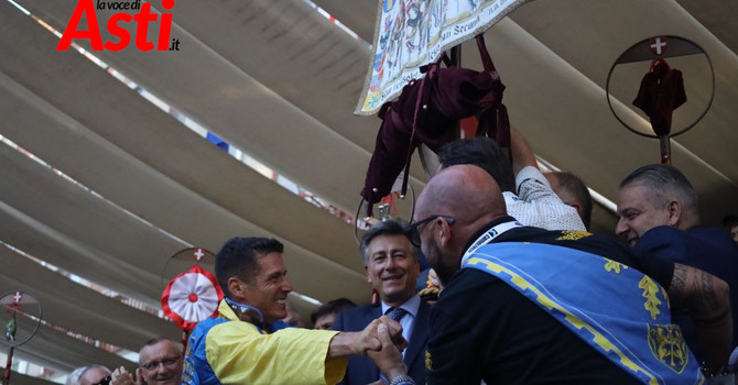 Tittia alla vittoria del Palio 2025 (Merphefoto) Tittia alla vittoria del Palio 2025 (Merphefoto)