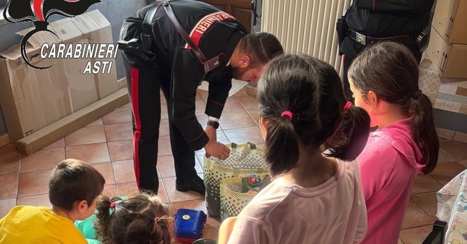 Quando la divisa porta un sorriso: la sorpresa dei carabinieri in una casa famiglia di Monale Quando la divisa porta un sorriso: la sorpresa dei carabinieri in una casa famiglia di Monale