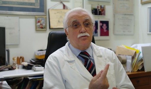 Il prof. Calabrese Il prof. Calabrese