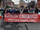 Una delle ultime manifestazioni dei lavoratori Embraco, in attesa della visita del Capo dello Stato Sergio Mattarella