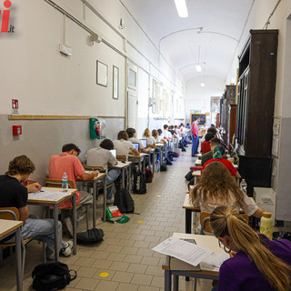 Ragazzi alle prese con la Maturità