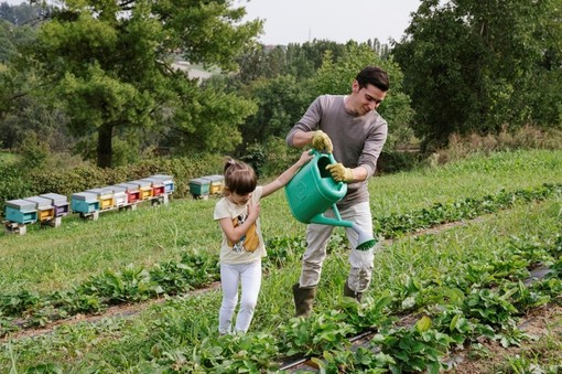 Coldiretti Piemonte: boom per l’estate in fattoria, una famiglia su tre cerca attività per i figli dopo la scuola Coldiretti Piemonte: boom per l’estate in fattoria, una famiglia su tre cerca attività per i figli dopo la scuola