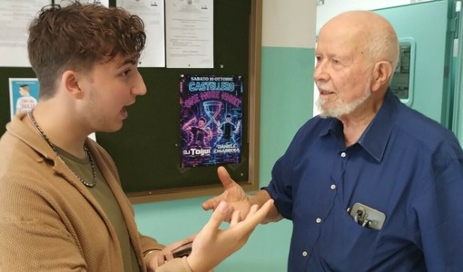 La voce dalle scuole: la Polfer tra i banchi di scuola per insegnare la sicurezza ferroviaria La voce dalle scuole: la Polfer tra i banchi di scuola per insegnare la sicurezza ferroviaria
