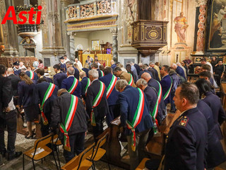 Le immagini della ricorrenza (Merphefoto) Le immagini della ricorrenza (Merphefoto)