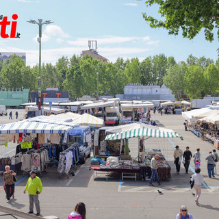 Fiera Carolingia in festa, ma il Mercato Unificato di piazza del Palio resta desolato
