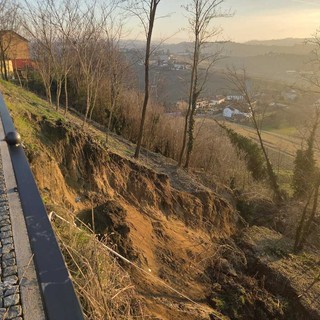 Moasca, ripristinata la rete idrica dopo la frana Moasca, ripristinata la rete idrica dopo la frana