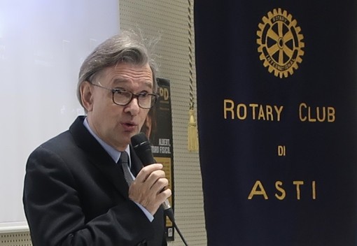 Luigi Gentile, governatore del Distretto 2032 del Rotary International,