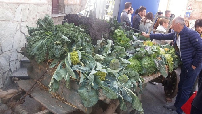 Fuoriporta: a Margarita (Cn) torna la Sagra d’l Coj: tre giorni di festa, tradizione e sapori per la 21ª edizione