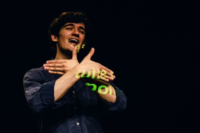 “Foresto” allo Spazio Kor: lo spettacolo di Koltès tra parola e segno “Foresto” allo Spazio Kor: lo spettacolo di Koltès tra parola e segno