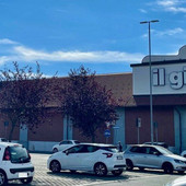 Nizza Monferrato - Centro commerciale "La Fornace" Nizza Monferrato - Centro commerciale "La Fornace"