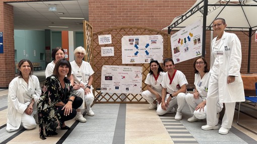 I Fisioterapisti dell’Asl AT con il direttore del Dipsa Katia Moffa durante l’evento del 10 settembre al Cardinal Massaia