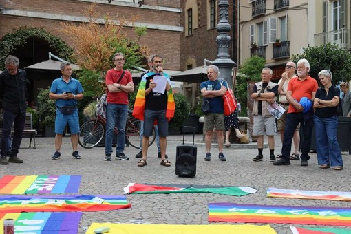 Il flash mob di sabato per gli italiani bloccati in Libia Il flash mob di sabato per gli italiani bloccati in Libia