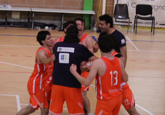 La Gieffe Scuola Basket Asti non si ferma: espugnata Carmagnola, la semifinale playoff è sul 2-0