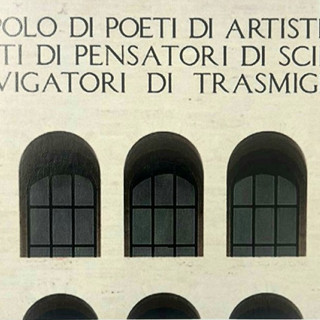 Italiani strana gente: viaggio tra poeti dimenticati e geni eccentrici