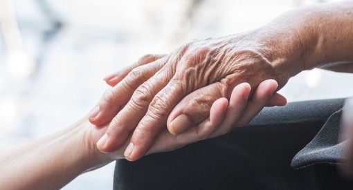 Caregiver oncologici, il Piemonte accende i riflettori su chi assiste i malati Caregiver oncologici, il Piemonte accende i riflettori su chi assiste i malati