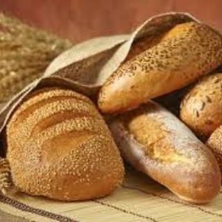 Filoni di pane fresco