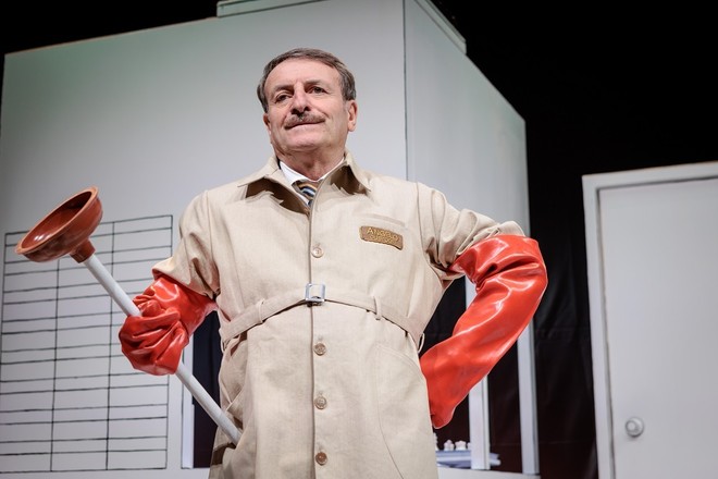 Giacomo Poretti in un'immagine di scena - ph Federico Buscarino