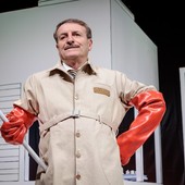 Giacomo Poretti in un'immagine di scena - ph Federico Buscarino Giacomo Poretti in un'immagine di scena - ph Federico Buscarino