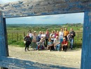 Scatto bucolico per i partecipanti ad un gruppo di cammino