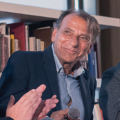 Gianluigi Porro (immagine tratta da Piemonte dal Vivo) Gianluigi Porro (immagine tratta da Piemonte dal Vivo)