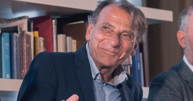 Gianluigi Porro (immagine tratta da Piemonte dal Vivo) Gianluigi Porro (immagine tratta da Piemonte dal Vivo)