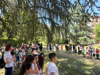 Immagini di alcuni momenti del pomeriggio di giochi e divertimento