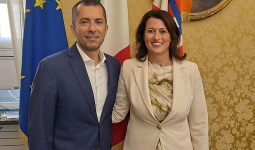La consigliera Biglia con l'assessore regionale alla Protezione Civile, il canellese Marco Gabusi La consigliera Biglia con l'assessore regionale alla Protezione Civile, il canellese Marco Gabusi