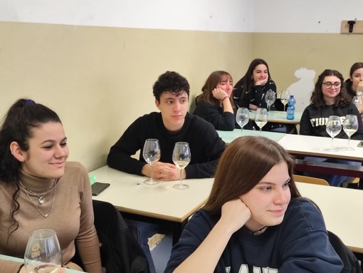 Progetto D-Vino: studenti del Giobert 'ambasciatori' del consumo responsabile di vino
