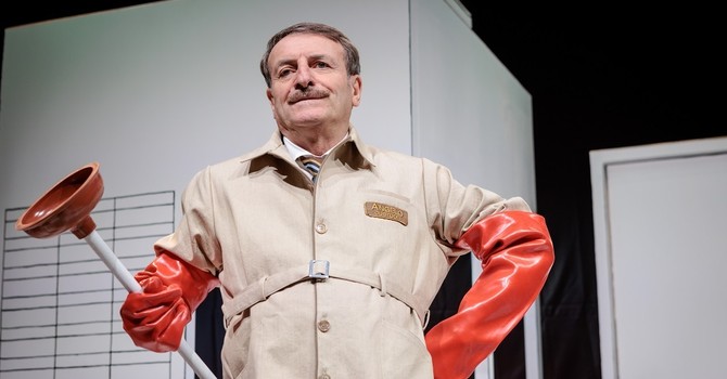 Giacomo Poretti in un'immagine di scena - ph Federico Buscarino