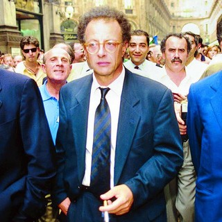 &quot;I venerdì della storia&quot; a Roatto: Quattrocchi racconta gli anni '90 italiani