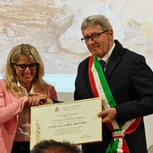 Il conferimento della cittadinanza onoraria a Stefania Belmondo