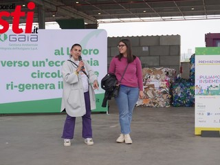 Loredana Esposito (a sinistra) con una collaboratrice