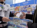 Giornata di raccolta del farmaco: la 25esima edizione dona 640mila confezioni per 463mila bisognosi Giornata di raccolta del farmaco: la 25esima edizione dona 640mila confezioni per 463mila bisognosi