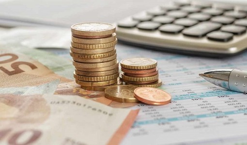 J'accuse di Azione sull'Asp: "Cittadini tartassati mentre l'azienda accumula milioni"