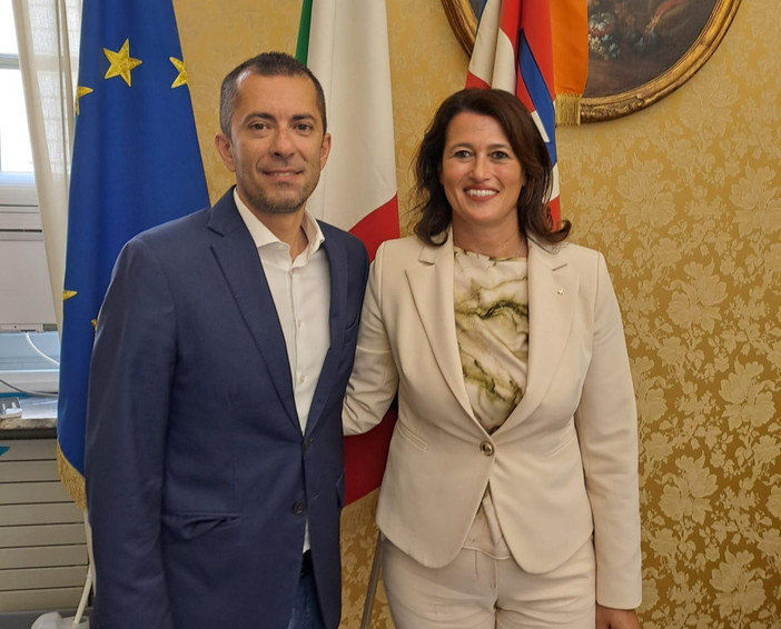 La consigliera Biglia con l'assessore regionale alla Protezione Civile, il canellese Marco Gabusi La consigliera Biglia con l'assessore regionale alla Protezione Civile, il canellese Marco Gabusi