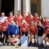 La “delegazione” dei galletti davanti al Santuario di Crea La “delegazione” dei galletti davanti al Santuario di Crea