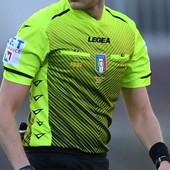 Aggredito un arbitro di 17 anni durante una partita Under 18. Il questore Di Donato: “Non devono sentirsi soli” Aggredito un arbitro di 17 anni durante una partita Under 18. Il questore Di Donato: “Non devono sentirsi soli”