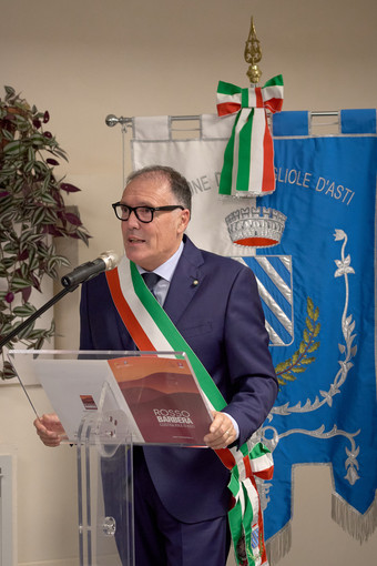 RossoBarbera torna al Castello di Costigliole: quattro giorni tra degustazioni, gastronomia e cultura RossoBarbera torna al Castello di Costigliole: quattro giorni tra degustazioni, gastronomia e cultura