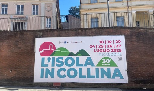 Trent’anni di musica, parole e sapori: a Ricaldone torna L’Isola in Collina, omaggio a Luigi Tenco