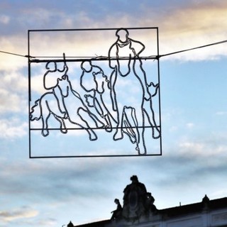 Una luminaria natalizia dedicata al Palio, attualmente non utilizzata (Merphefoto)