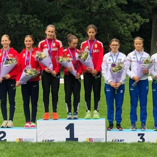 In foto: il podio della finale femminile under 15 a squadre