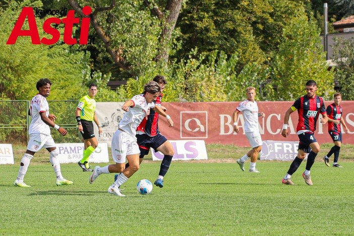 Daniel Bresciani, in azione contro il Gozzano (ph: MerfePhoto)