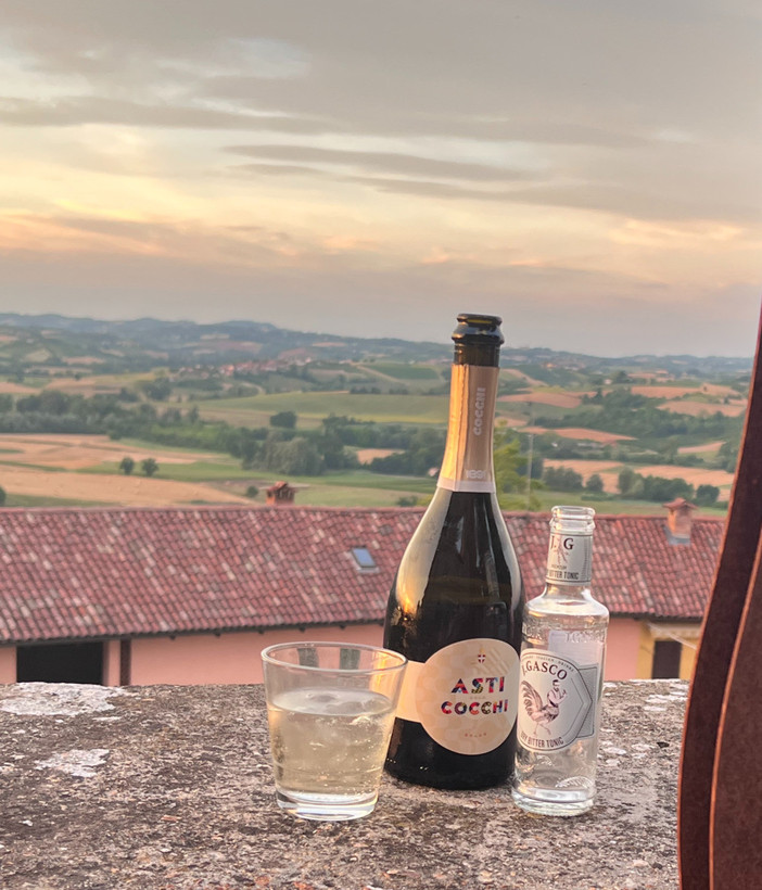 Pizza gourmet e cocktail Asti Docg: il debutto di “Asti Remix It!” sulla terrazza panoramica di Àlea Pizza gourmet e cocktail Asti Docg: il debutto di “Asti Remix It!” sulla terrazza panoramica di Àlea