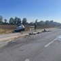 Auto fuori strada sulla Cuneo-Mondovì, rallentamenti e code vicino al Villaggio Colombero