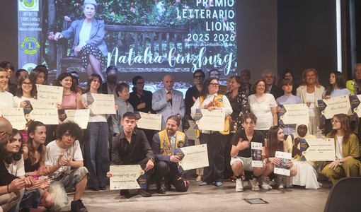 Nicola Lagioia e tanti giovani studenti hanno ricevuto il Premio Lions per le loro prefazioni di Carlo Levi e Natalia Ginzburg