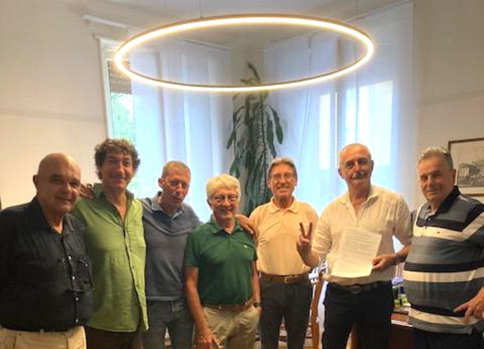 La costituzione del network: da sx L. Giordanino, M. Perolino, F. Marchese, U. Uberti, F. Gabbi, G.De Monte, G. Righini