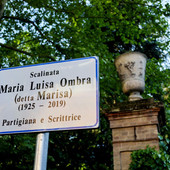 L'intitolazione della scalinata a Marisa Ombra (Merphefoto)