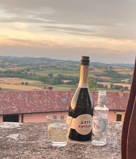 Pizza gourmet e cocktail Asti Docg: il debutto di “Asti Remix It!” sulla terrazza panoramica di Àlea Pizza gourmet e cocktail Asti Docg: il debutto di “Asti Remix It!” sulla terrazza panoramica di Àlea