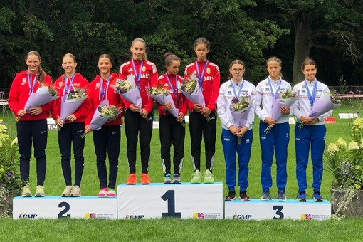 In foto: il podio della finale femminile under 15 a squadre