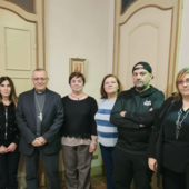 Monsignor Prastaro con le RSU Konecta